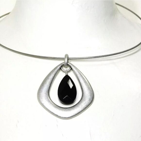 Lia Sophia CONCERTO  Pendant Collar Necklace, 17",  NWOT - Picture 3 of 4